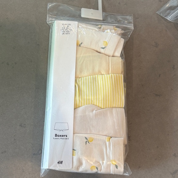 H&M 3 x 5 PACK GIRLS COTTON BOXER BRIEFS - Picture 3 of 8